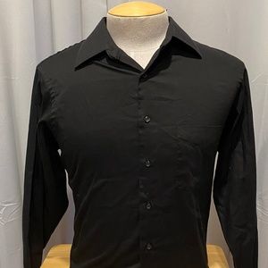 Men's Van Heusen Black Button Down Shirt